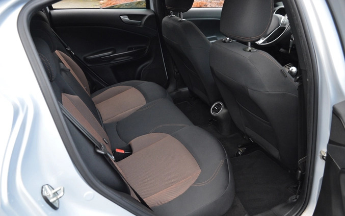 Alfa Romeo Giulietta cena 31900 przebieg: 234321, rok produkcji 2015 z Radzyń Podlaski małe 781
